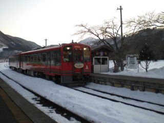 芦ノ牧温泉駅２a.jpg